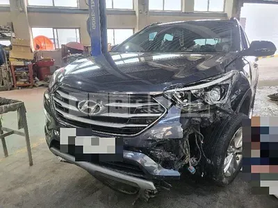 Photo 1 of 24: 2017 Hyundai Santa Fe DM 2.0 — Korean insurance auction