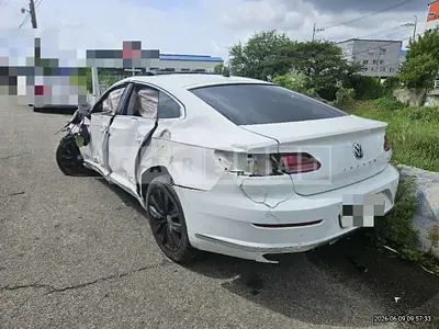 Photo 1 of 9: 2019 Volkswagen Atheon 2.0 TDI — Korean insurance auction