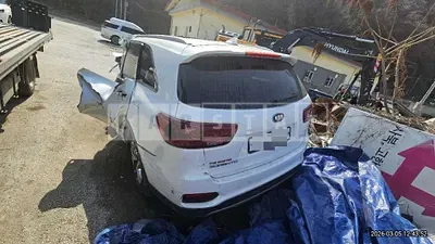 Photo 1 of 25: 2019 Kia Sorento — Korean insurance auction