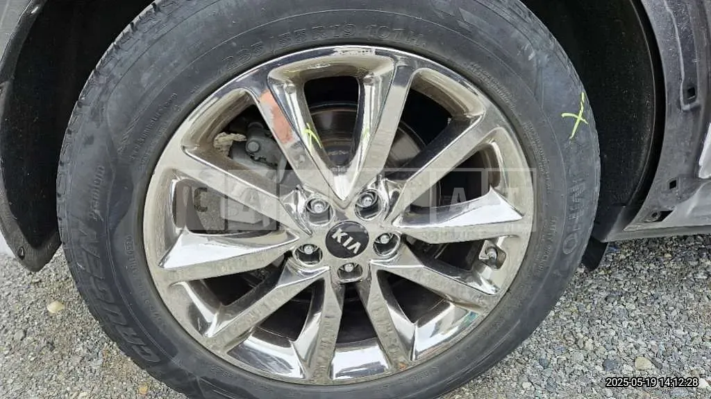 Photo 3 of 3: 2016 Kia (parts) Sorento Wheels — Korean insurance auction