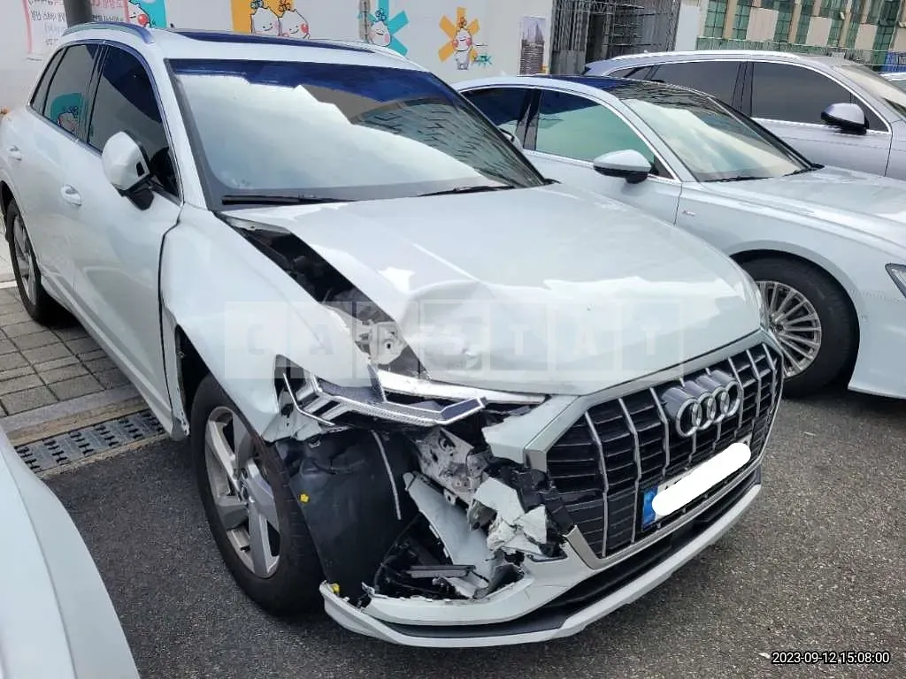 Photo 2 of 23: 2020 Audi Q3 35 TDI, VIN WAUZZZF3XL1111038 — Korean insurance auction