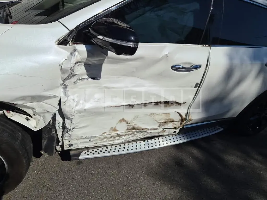 Photo 2 of 13: 2018 Kia Sorento, VIN KNAPS811BJA444849 — Korean insurance auction