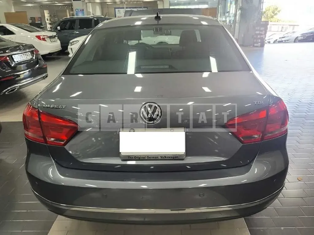 Photo 2 of 35: 2015 Volkswagen Passat 2.0 TDI, VIN 1VWZZZA3ZFC004449 — Korean insurance auction
