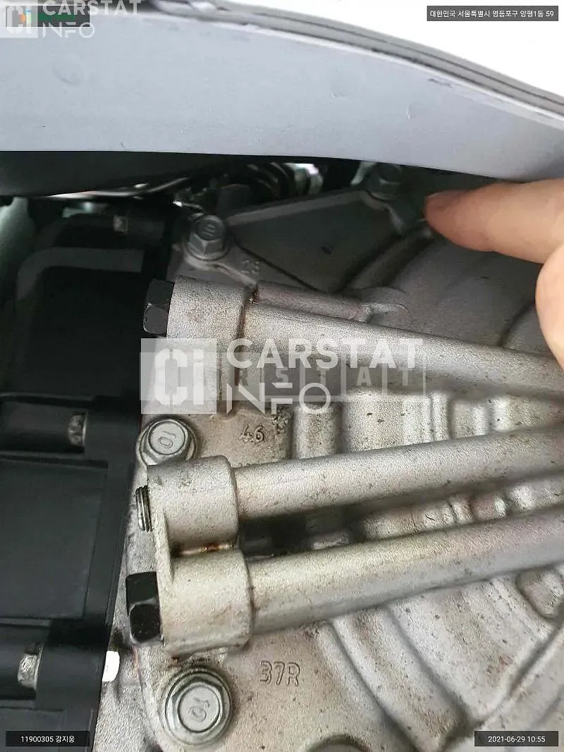 Photo 2 of 3: 2019 Hyundai Engine Santa Fe Engine, VIN KMHS281BBLU230422 — Korean insurance auction