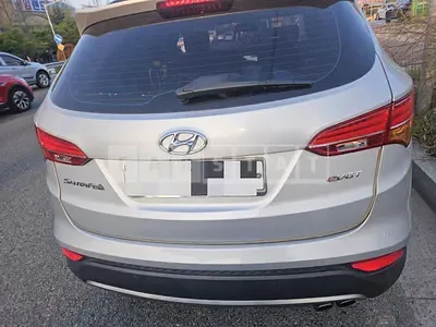 Photo 1 of 9: 2015 Hyundai Santa Fe DM — Korean insurance auction