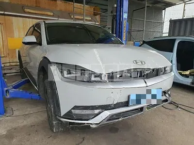 Photo 1 of 16: 2022 Hyundai IONIQ 5 — Korean insurance auction