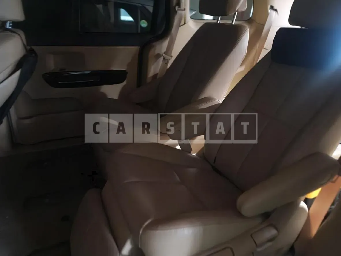 Photo 2 of 14: 2018 Kia Carnival Limousine, VIN KNAME811BKS456641 — Korean insurance auction