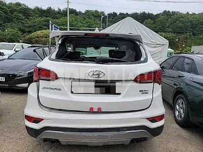 Photo 1 of 16: 2016 Hyundai Santa Fe, VIN KMHSW81XDGU634992 — Korean insurance auction