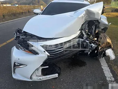 Photo 1 of 10: 2018 Lexus ES300h — Korean insurance auction
