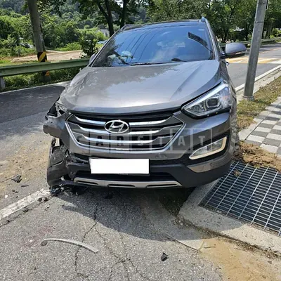 Photo 1 of 22: 2015 Hyundai Santa Fe — Korean insurance auction