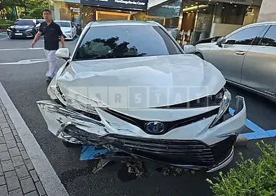 Photo 1 of 12: 2023 Toyota Camry Hybrid — Korean insurance auction