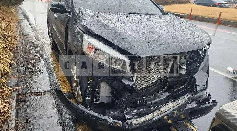 Photo 2 of 11: 2015 Kia Sorento — Korean insurance auction