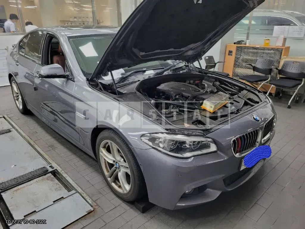 Photo 2 of 9: 2016 BMW 520d, VIN WBA5E5100GG074200 — Korean insurance auction