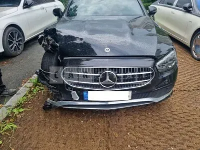 Photo 1 of 21: 2022 Mercedes-Benz E 350 4Matic — Korean insurance auction