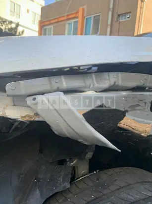 Photo 2 of 19: 2026 Mercedes-Benz GLC300 4Matic — Korean insurance auction