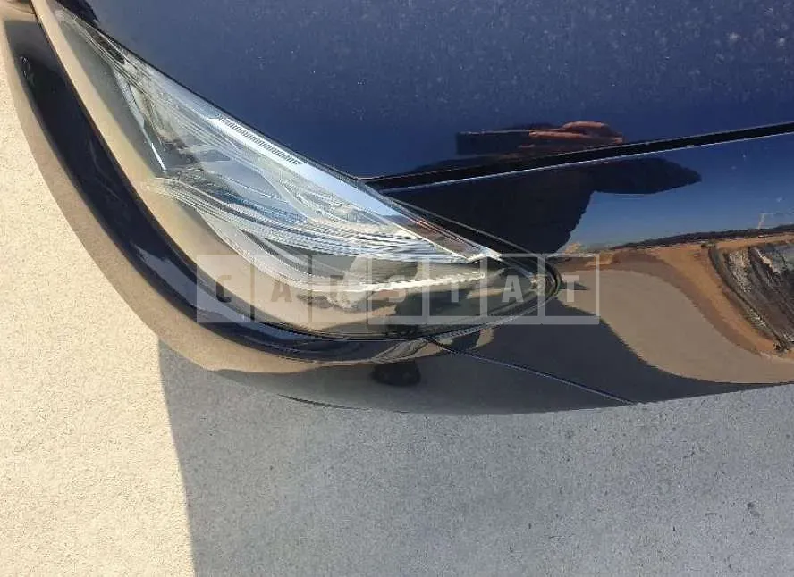 Photo 3 of 3: 2016 Mercedes-Benz (parts) E300 4Matic Headlamp — Korean insurance auction