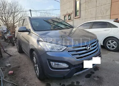 Photo 1 of 9: 2015 Hyundai Santa Fe, VIN KMHSW81UDFU349803 — Korean insurance auction