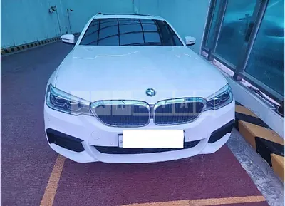 Photo 1 of 24: 2020 BMW 530i xDrive M Sport Package — Korean insurance auction