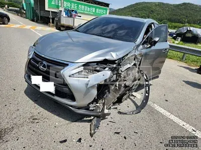 Photo 1 of 19: 2017 Lexus NX300h — Korean insurance auction