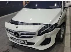 Photo 2 of 36: 2018 Mercedes-Benz B200 d, VIN WDDMH0JB4JN207303 — Korean insurance auction