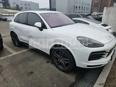 Photo 1 of 50: 2023 Porsche Cayenne — Korean insurance auction