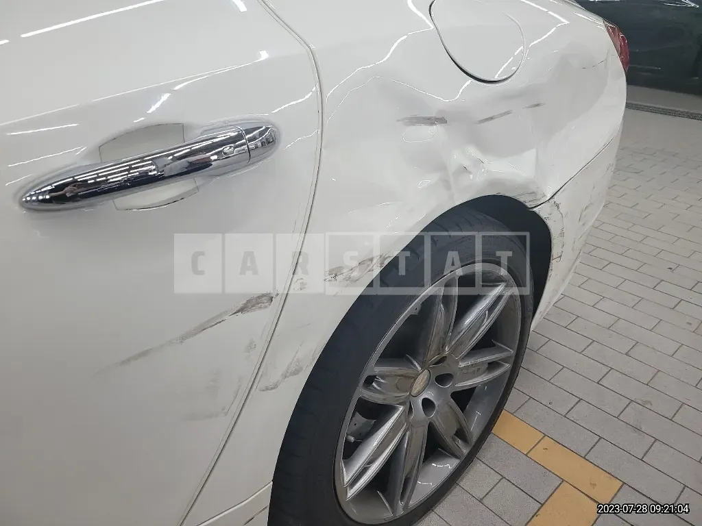 Photo 2 of 28: 2017 Maserati Quattroporte 350, VIN ZAM56XPG4H1231887 — Korean insurance auction