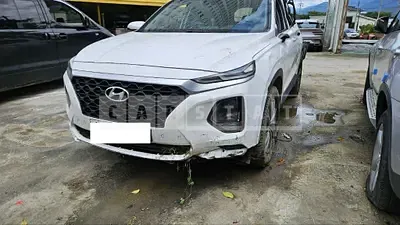 Photo 1 of 13: 2019 Hyundai Santa Fe — Korean insurance auction