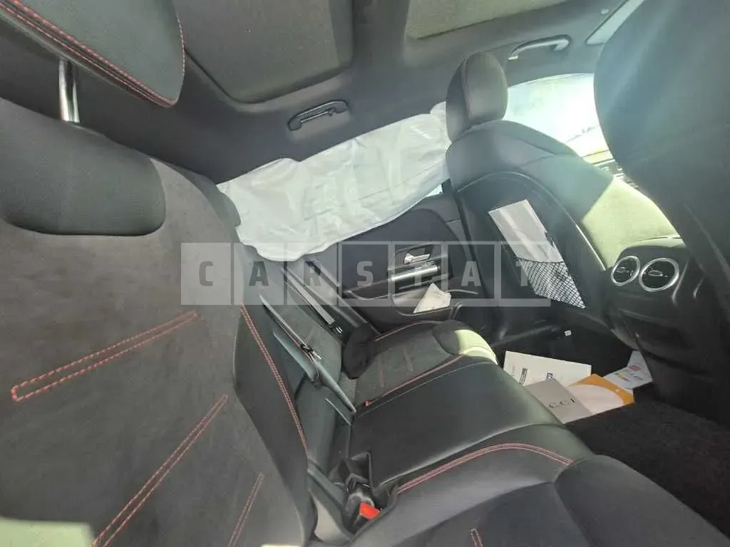 Photo 2 of 14: 2023 Mercedes-Benz GLA250 4Matic — Korean insurance auction