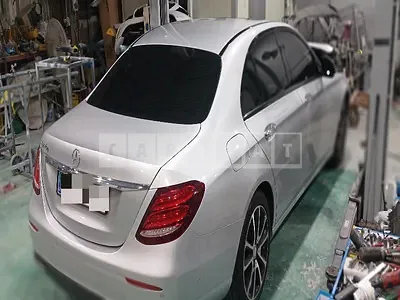 Photo 1 of 7: 2017 Mercedes-Benz E220 d — Korean insurance auction