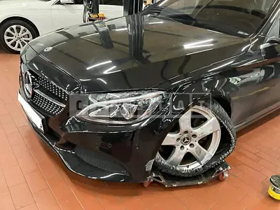 Photo 1 of 20: 2018 Mercedes-Benz C200 d, VIN WDDWF3HB9JR354084 — Korean insurance auction