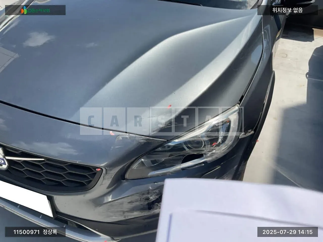 Photo 2 of 9: 2017 Volvo V60CCD4 AWD, VIN YV1FZA5B6H1036393 — Korean insurance auction