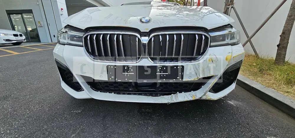 Photo 2 of 13: 2022 BMW 520i, VIN WBA11BH05NCK29746 — Korean insurance auction