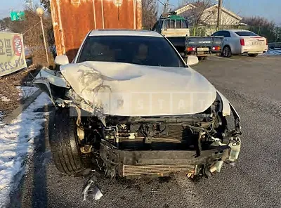 Photo 1 of 6: 2016 Infiniti Q50 2.2d, VIN JNKDV71E4GM550583 — Korean insurance auction