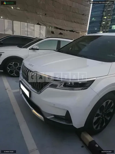 Photo 1 of 18: 2023 Kia Carnival, VIN KNANC813BPS360211 — Korean insurance auction