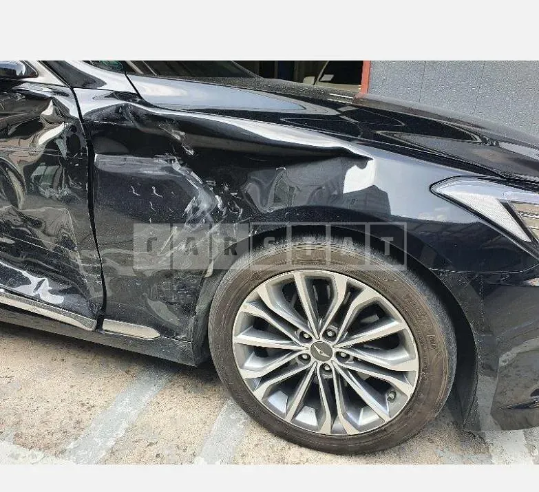 Photo 2 of 33: 2016 Genesis 3.3 — Korean insurance auction