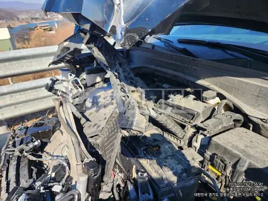 Photo 2 of 9: 2023 Hyundai Palisade, VIN KMHR581EBPU493701 — Korean insurance auction