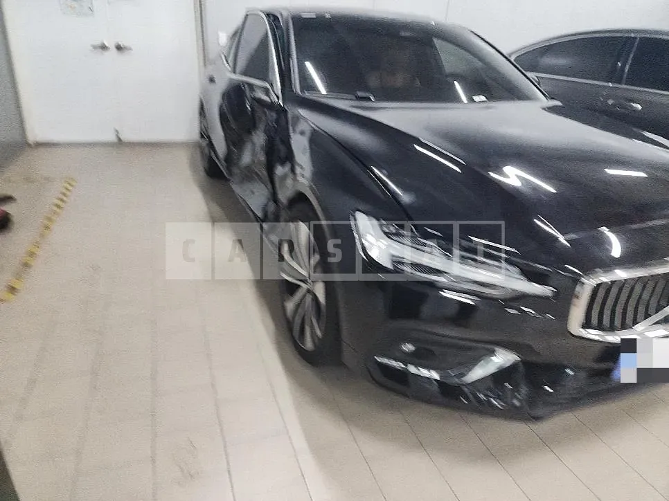 Photo 2 of 15: 2022 Volvo S60B5, VIN 7JRZSL126PG231572 — Korean insurance auction