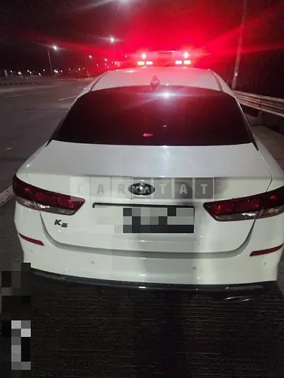 Photo 1 of 3: 2019 Kia K5 2.0 — Korean insurance auction