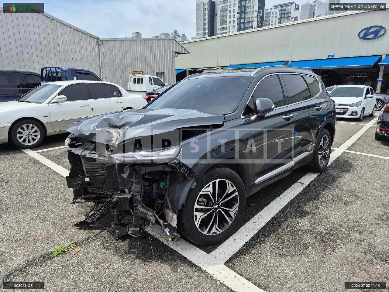 Photo 2 of 10: 2019 Hyundai Santa Fe, VIN KMHS381BBKU161861 — Korean insurance auction