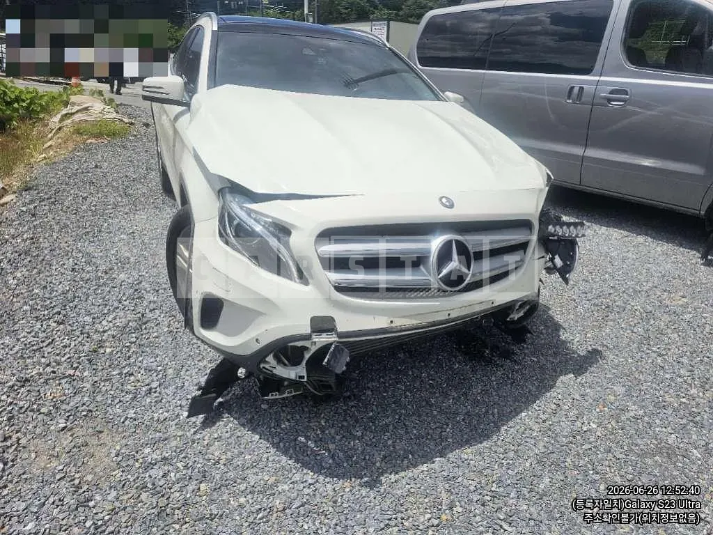 Photo 2 of 3: 2015 Mercedes-Benz GLA200 d — Korean insurance auction