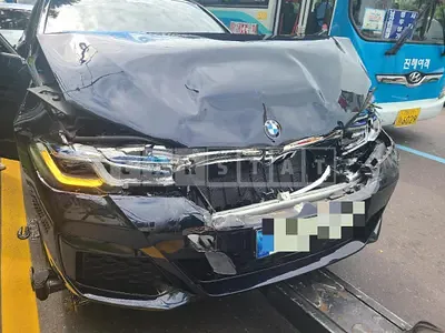 Photo 1 of 5: 2021 BMW 530e, VIN WBA51AG0XMCG87359 — Korean insurance auction