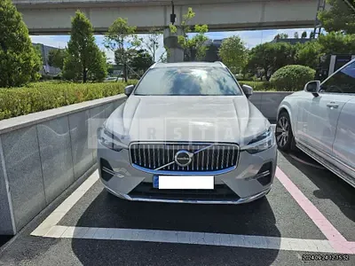 Photo 1 of 32: 2024 Volvo XC60 B5 AWD — Korean insurance auction