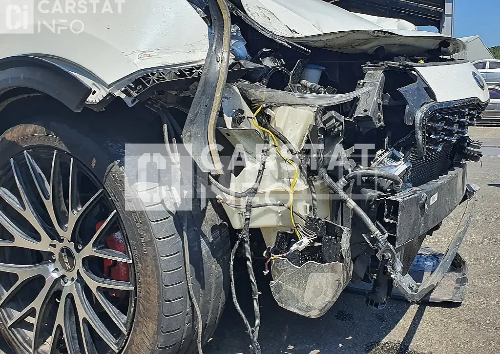 Photo 2 of 19: 2016 Kia Sportage, VIN KNAPM813BHK188185 — Korean insurance auction