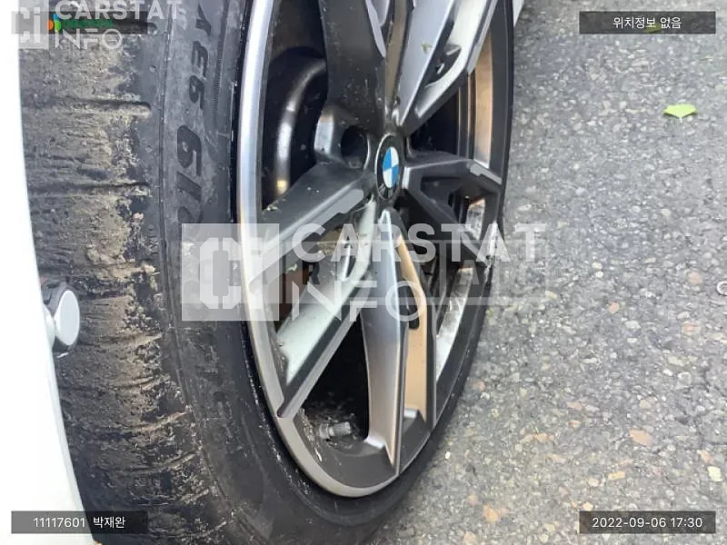 Photo 2 of 17: 2021 BMW M440i xDrive, VIN WBA11AR07MCG72619 — Korean insurance auction