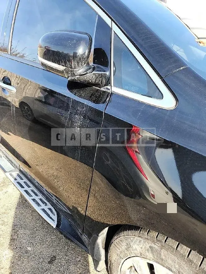 Photo 2 of 29: 2018 Kia Carnivals, VIN KNAMC81ABKS465036 — Korean insurance auction