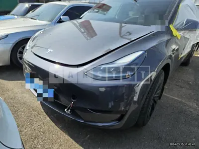 Photo 1 of 18: 2023 Tesla Model Y RWD, VIN LRWYGCFS7RC177050 — Korean insurance auction
