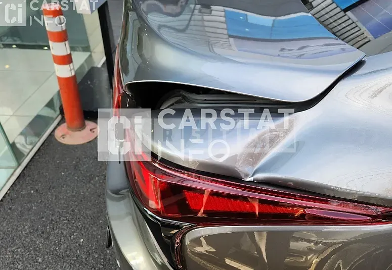 Photo 2 of 33: 2022 Lexus LS500 AWD, VIN JTHG5LGF3N5010445 — Korean insurance auction