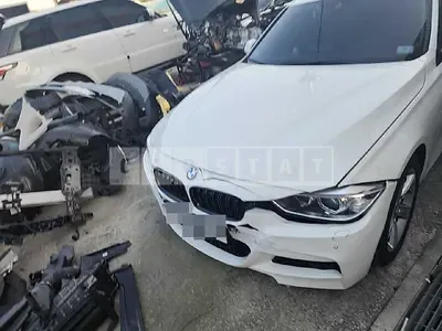Photo 1 of 56: 2014 BMW 320d EfficientDynamics Edi — Korean insurance auction