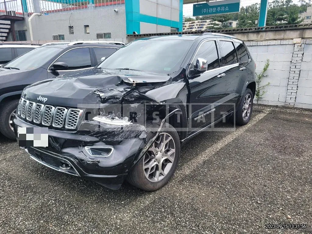 Photo 2 of 35: 2019 Jeep Zip Grand Cherokee, VIN 1C4RJFCG6KC760094 — Korean insurance auction