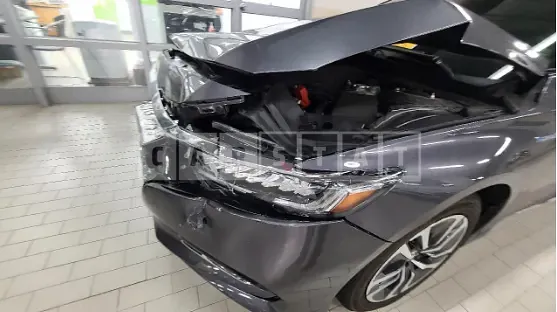 Photo 2 of 8: 2019 Honda Accord Hybrid, VIN 1HGCV3690KA511799 — Korean insurance auction